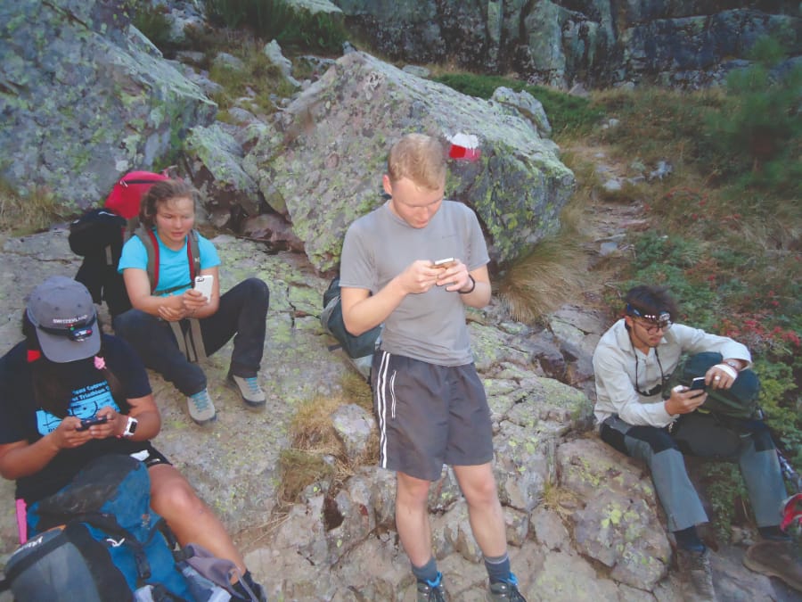 Signal in Corsica? Surely not…  // Georgios Chatzitheoklitos