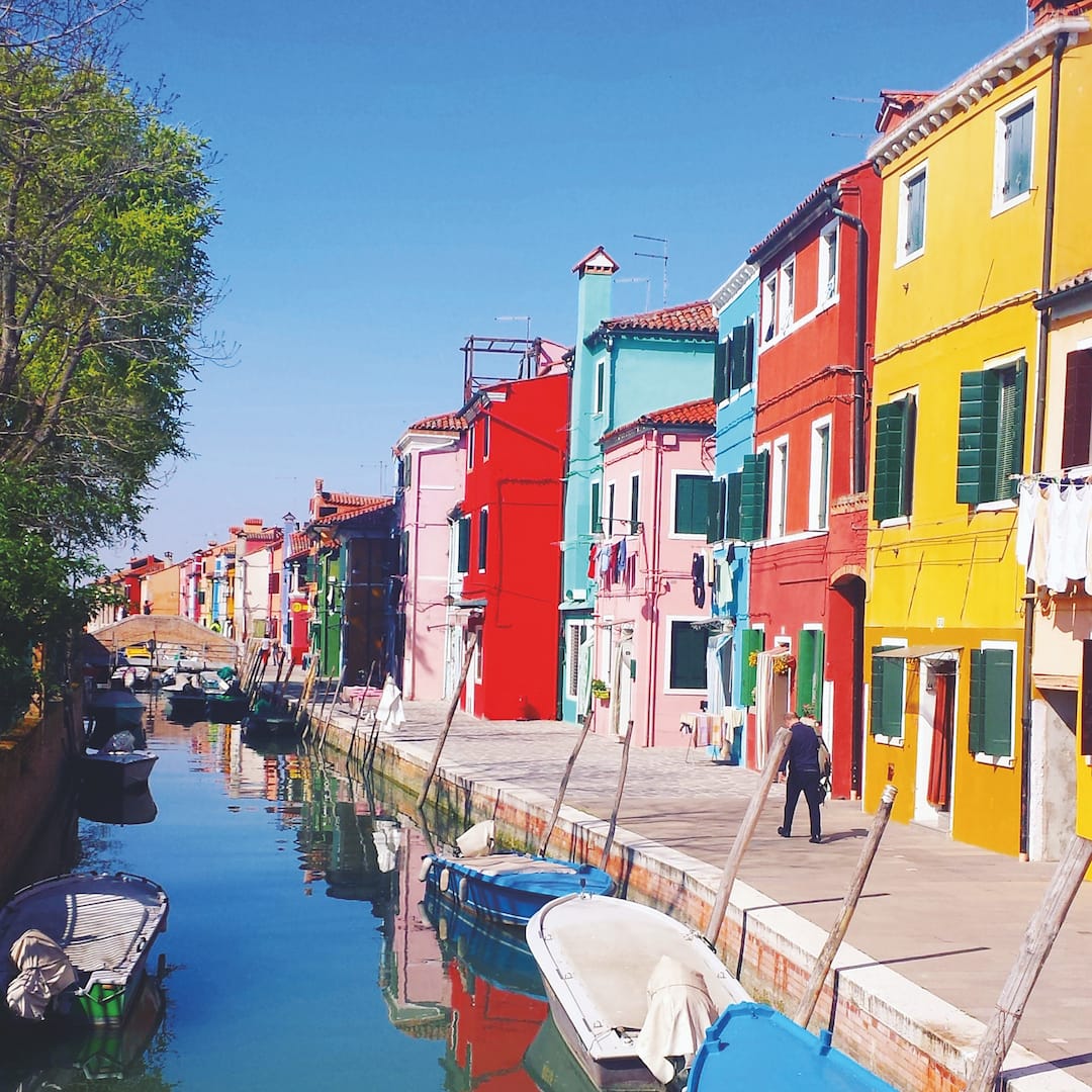 Colour-popping houses in Burano Island: every photo is a postcard!  // Edita Pileckyte