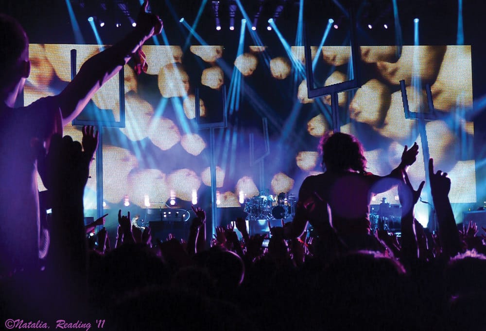 Thousands of fans forking out at the monolothic cutlery at Reading and Leeds Festival