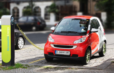 Reducing transport emissions - are electric vehicles really the solution?