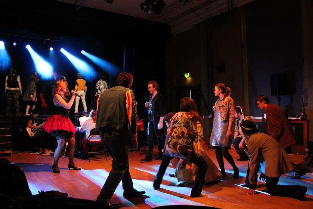 MTSoc's "We Will Rock You" - rehearsed and performed within 27 hours
