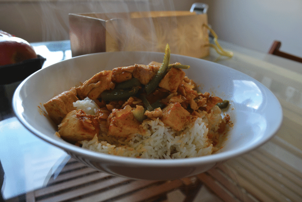 Vegan Diary: Red Thai Tofu and dining out
