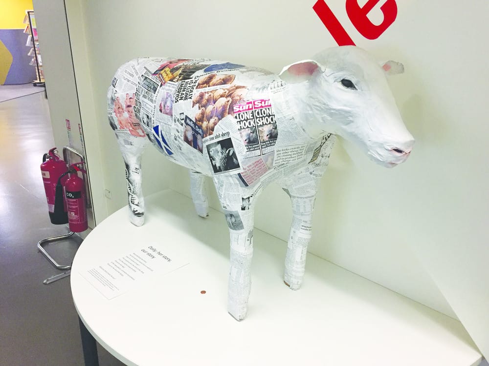 Library gets Dolly the Sheep statue
