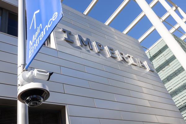 Felix readers show narrow support for body cameras as trial progresses