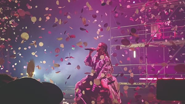 FKA Twigs - Live