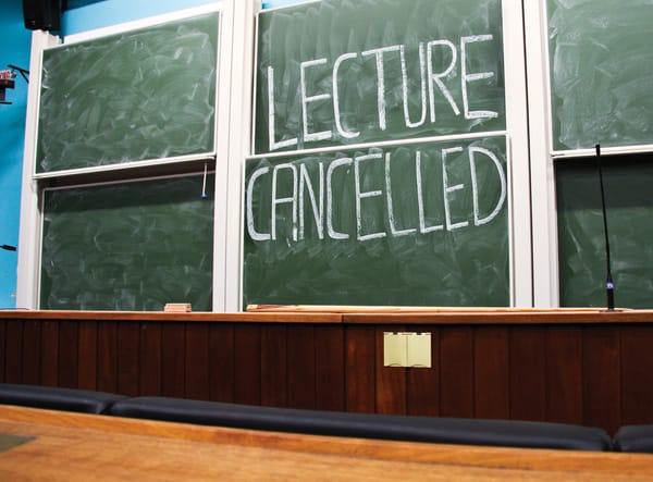 Lecturers to strike
