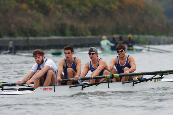 Blades of glory: a successful term for IC rowers