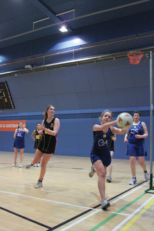 Netball 3s crush LSE; plucky 4s lose to St George’s