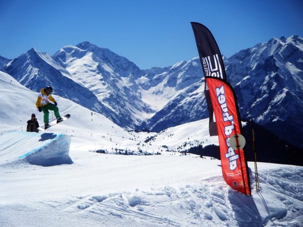 Fresh powder in les Alpes