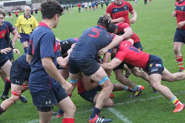 RUGBY: IC hammer East London